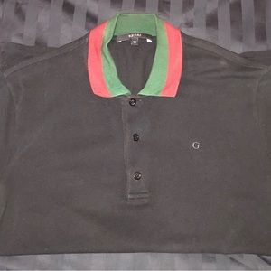 I’m selling a authentic Gucci Polo